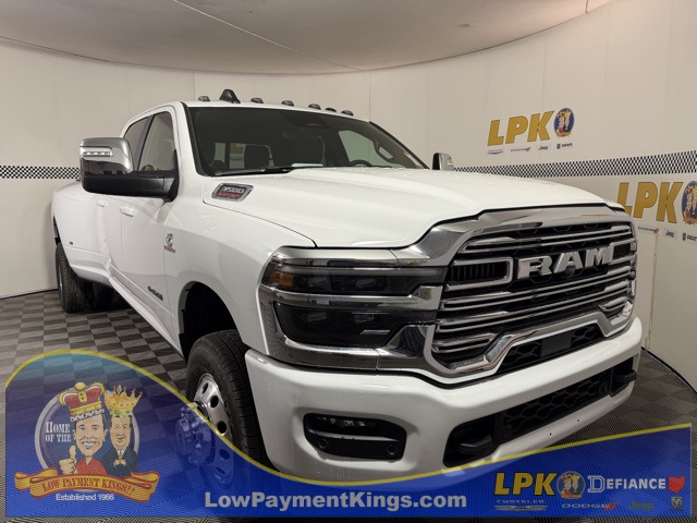 2026 RAM Ram 3500 Pickup Laramie's photo