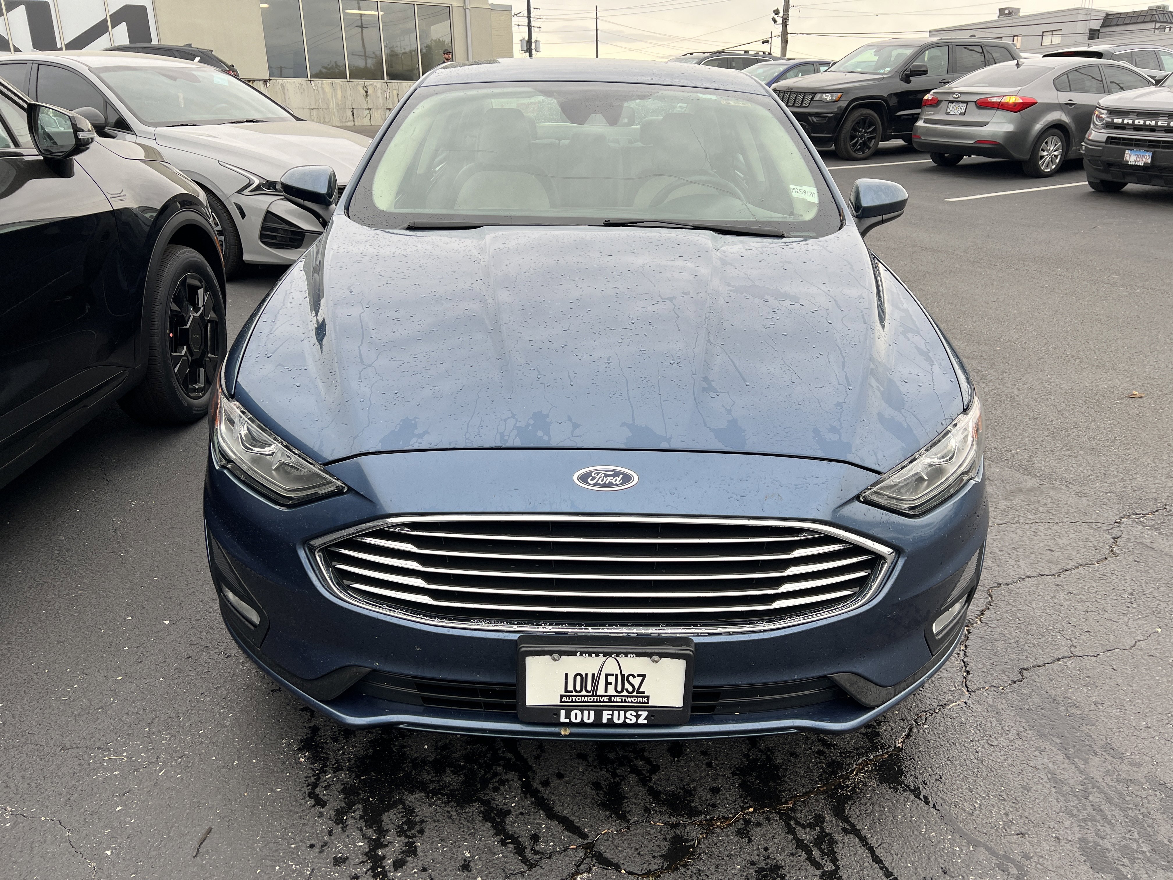 Used 2019 Ford Fusion SE with VIN 3FA6P0HD1KR172236 for sale in Creve Coeur, MO