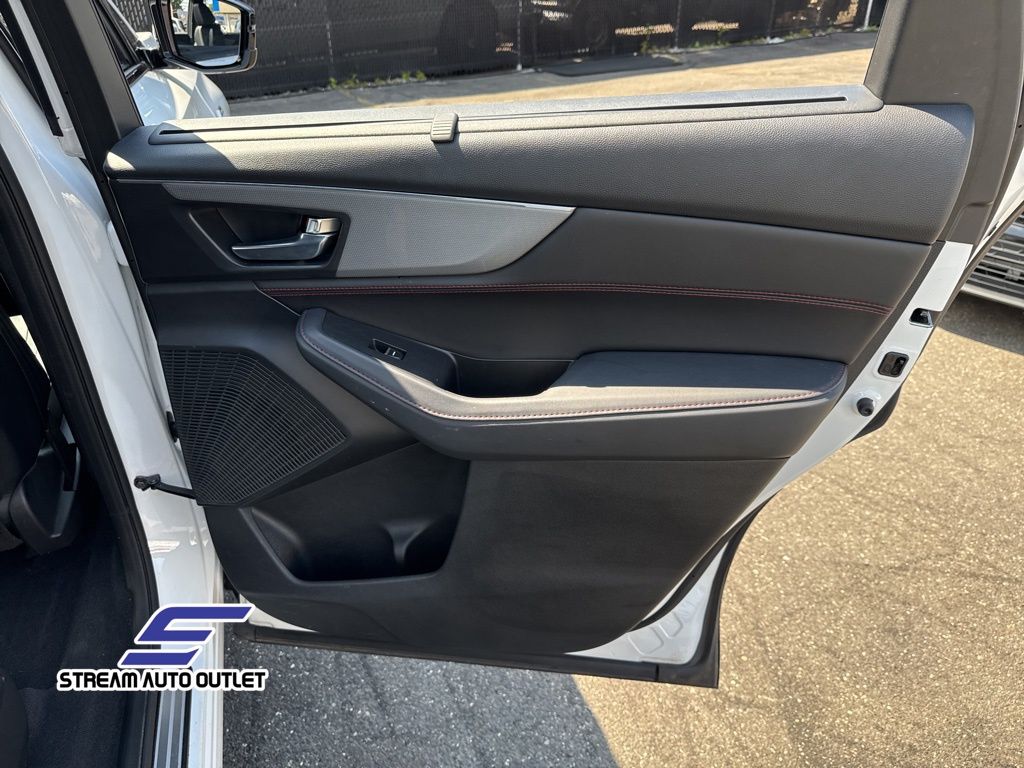 2023 Acura MDX A-Spec SH-AWD photo 24