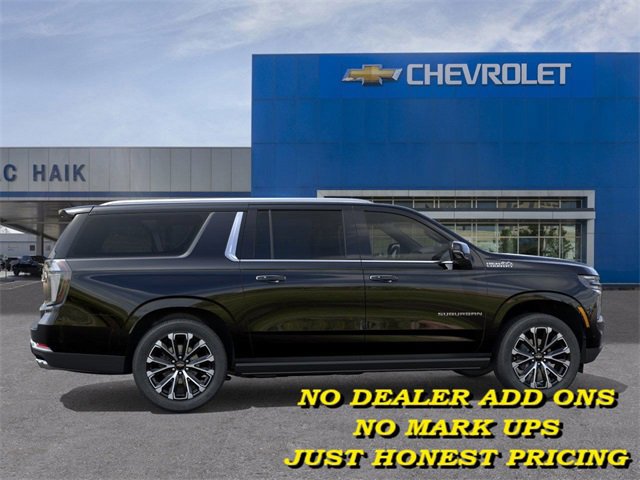 2025 Chevrolet Suburban High Country photo 3