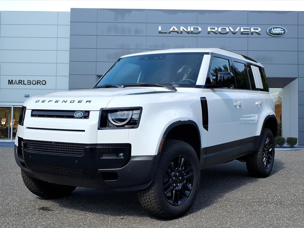 2026 Land Rover Defender S's photo