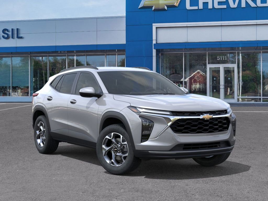 2025 Chevrolet Trax LT photo 6