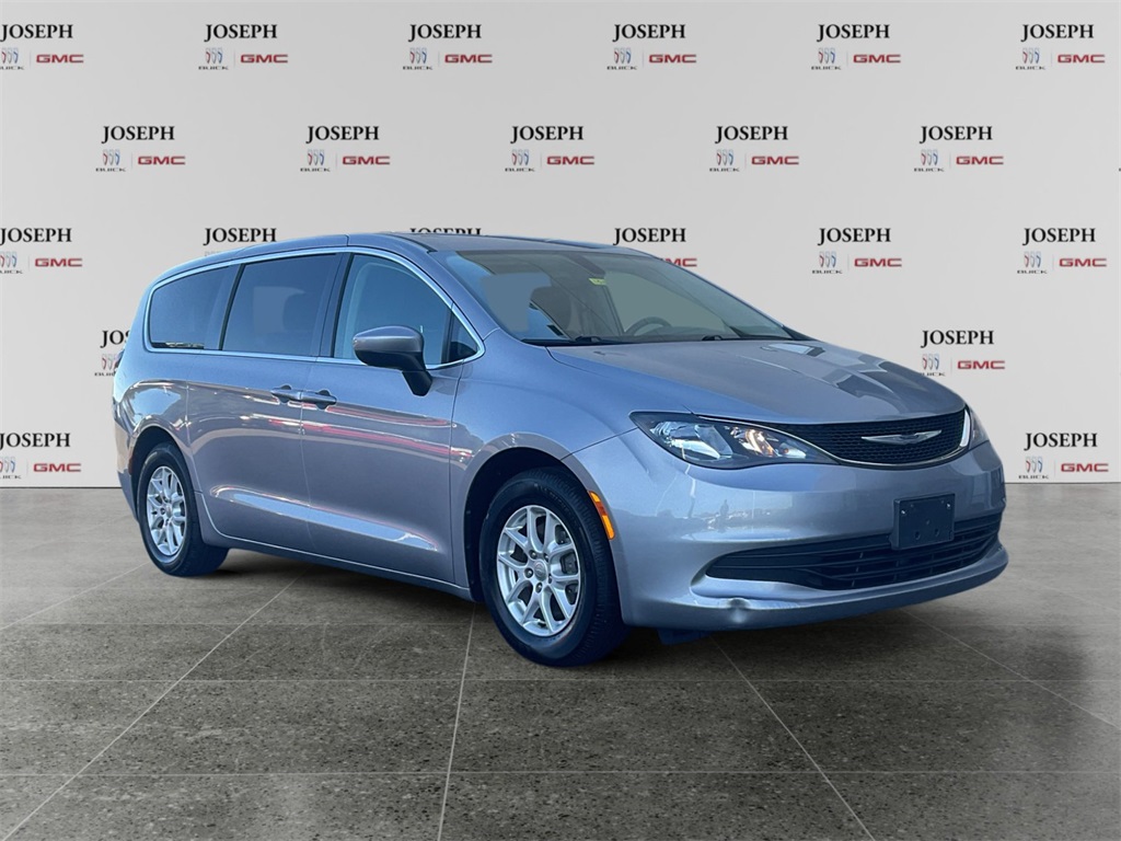 2017 Chrysler Pacifica LX