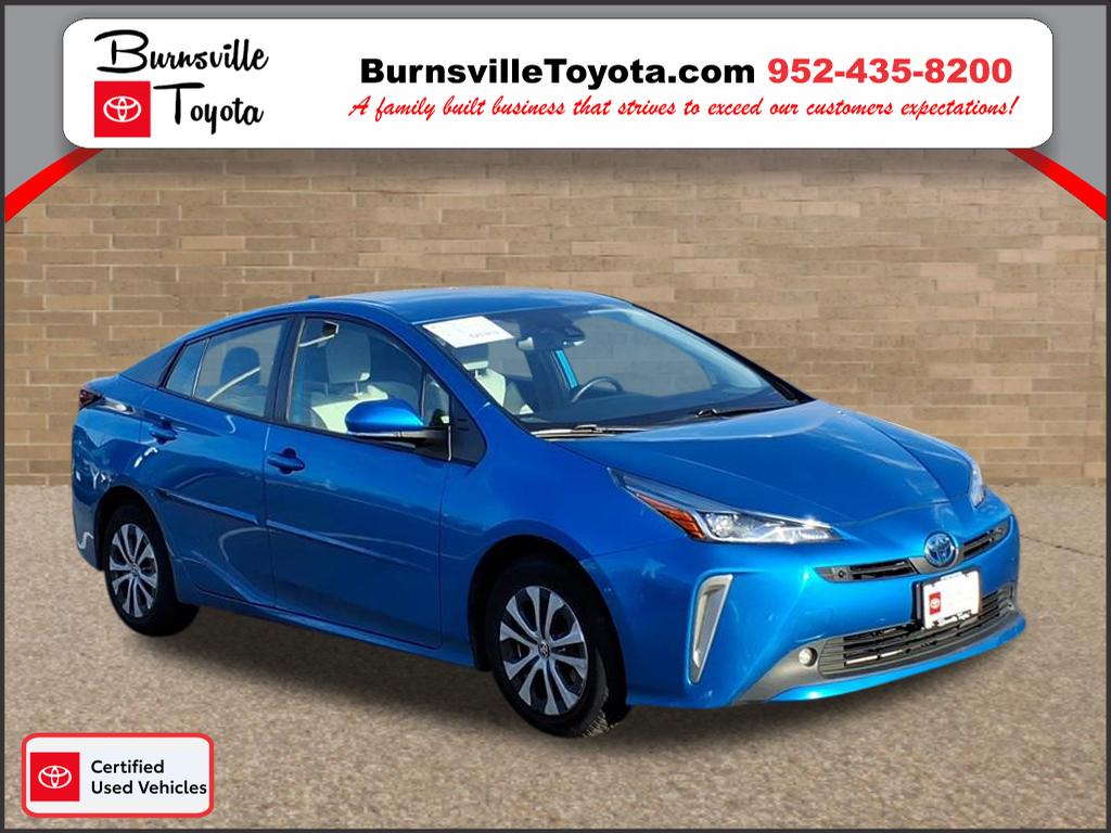 2022 Toyota Prius XLE's photo