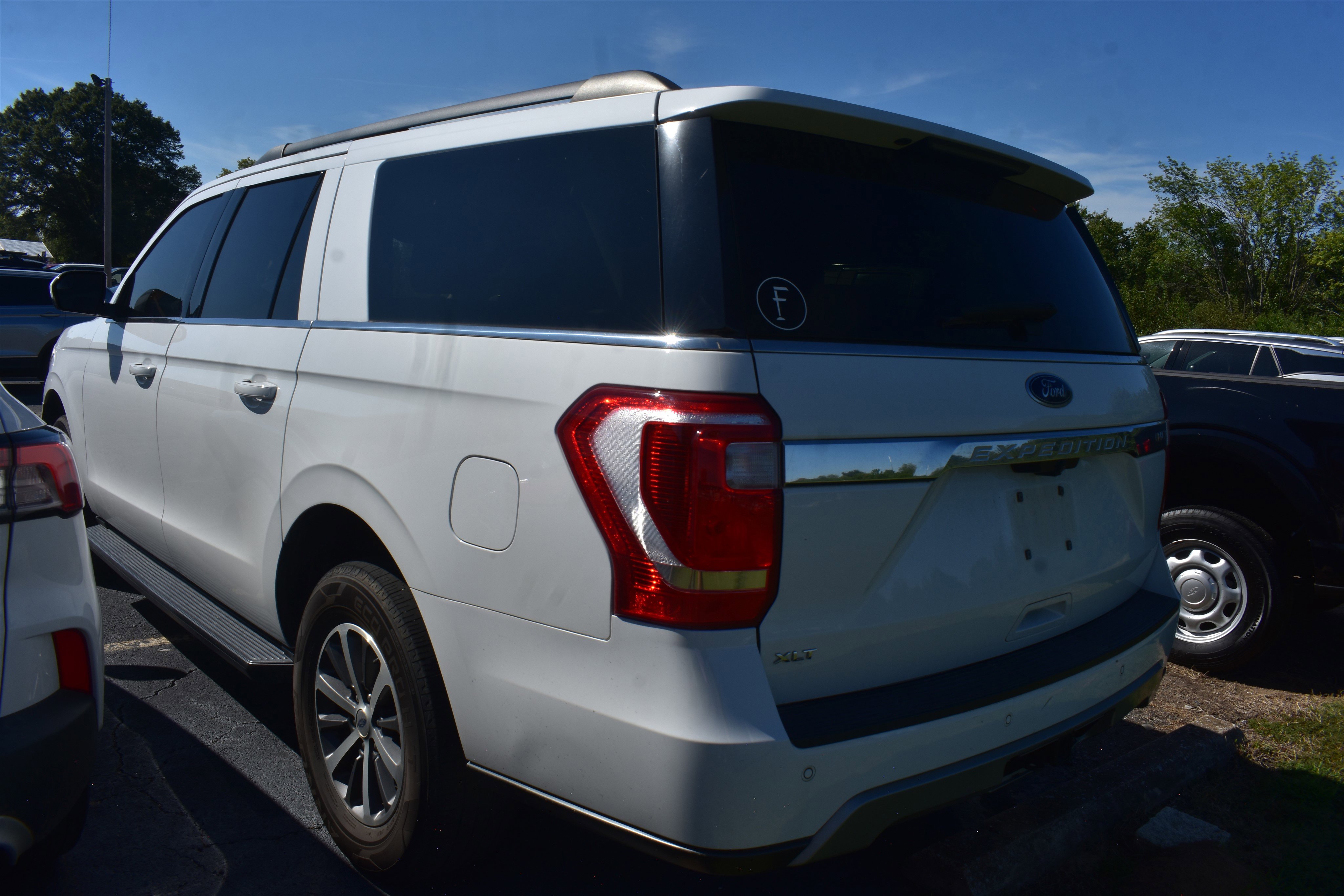2019 Ford Expedition MAX XLT photo 4