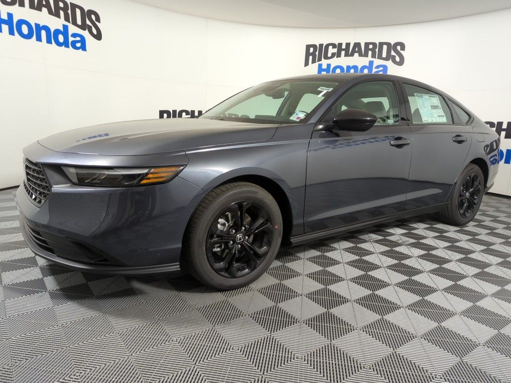 2025 Honda Accord SE's photo