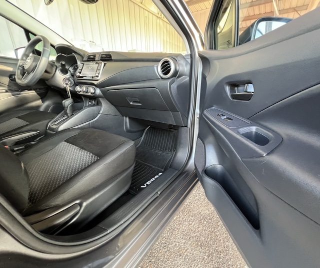 2024 Nissan Versa 1.6 S photo 19