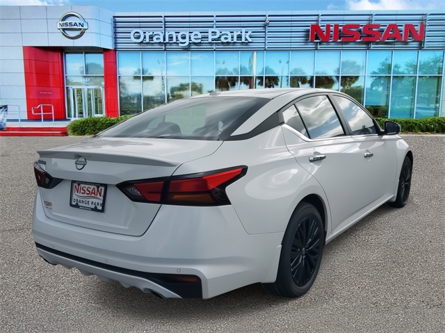 2025 Nissan Altima SV Special Edition photo 2