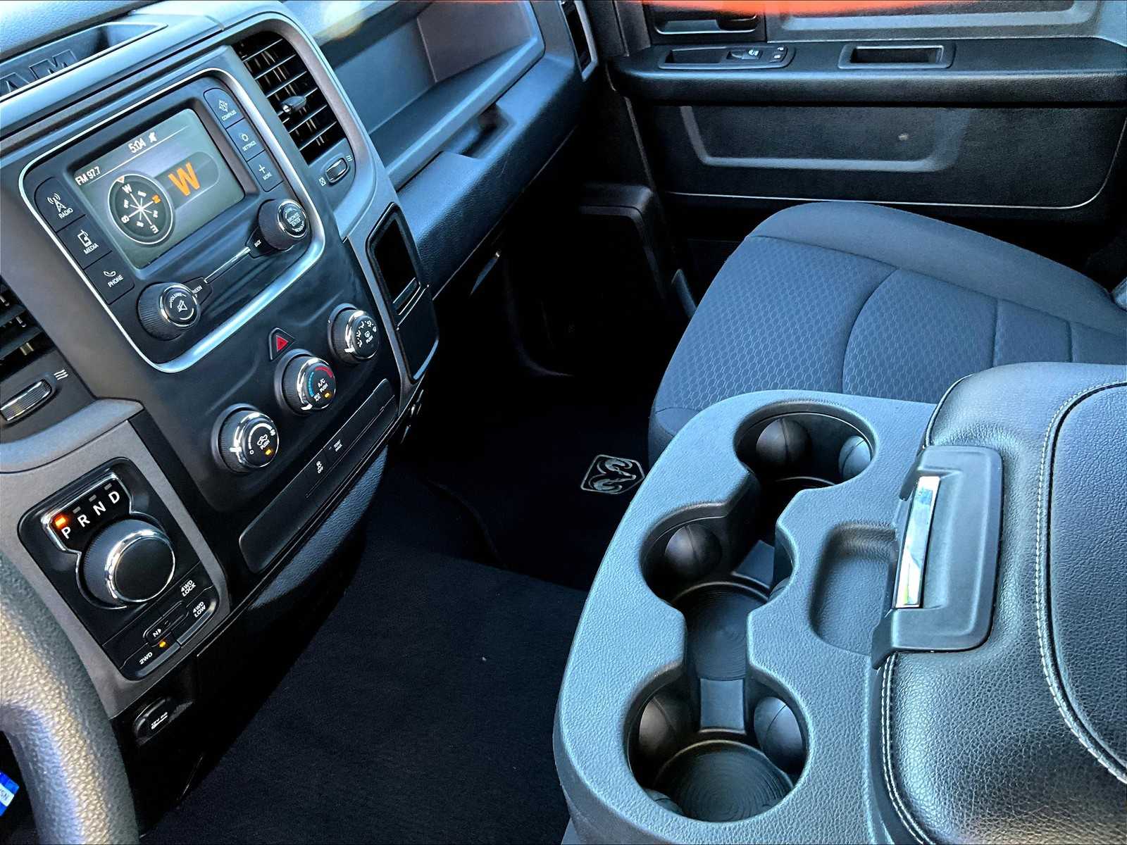 2019 Ram 1500 Tradesman ST photo 19