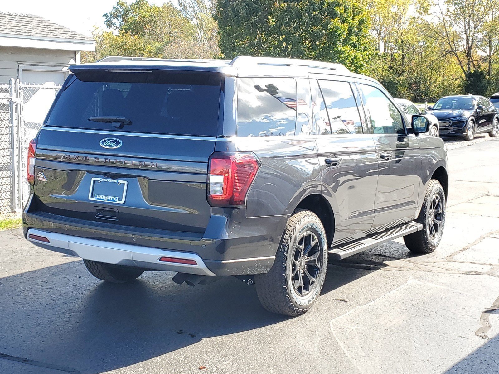 2024 Ford Expedition Timberline photo 4