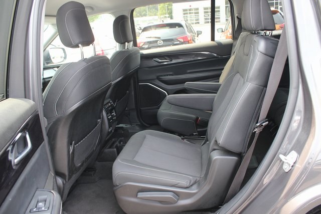 2021 Jeep Grand Cherokee Laredo photo 21