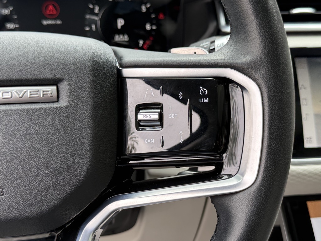 2023 Land Rover Range Rover Velar S photo 18