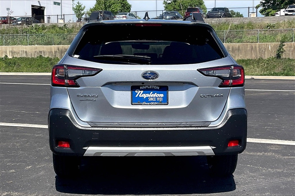 2025 Subaru Outback Limited photo 4
