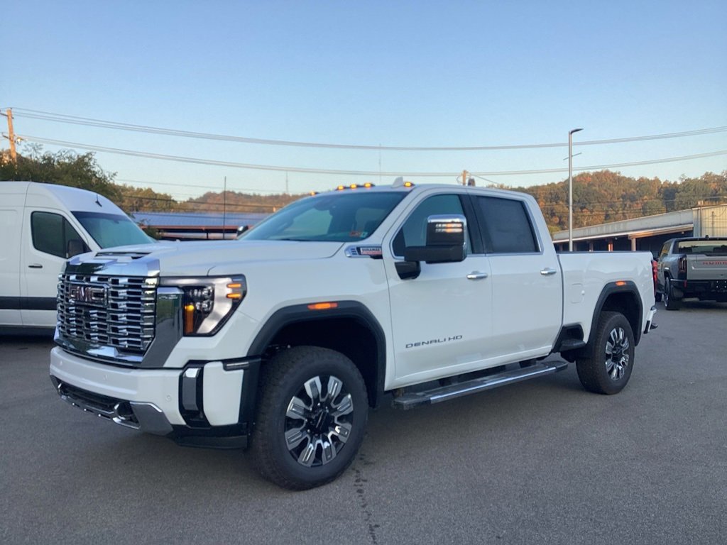 2026 GMC Sierra 2500HD Denali's photo