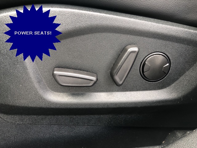 2022 Ford Edge ST photo 11