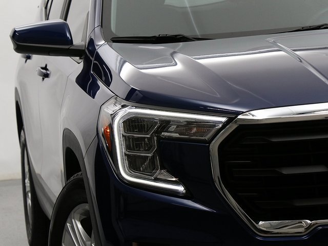 2022 Gmc Terrain SLE photo 4