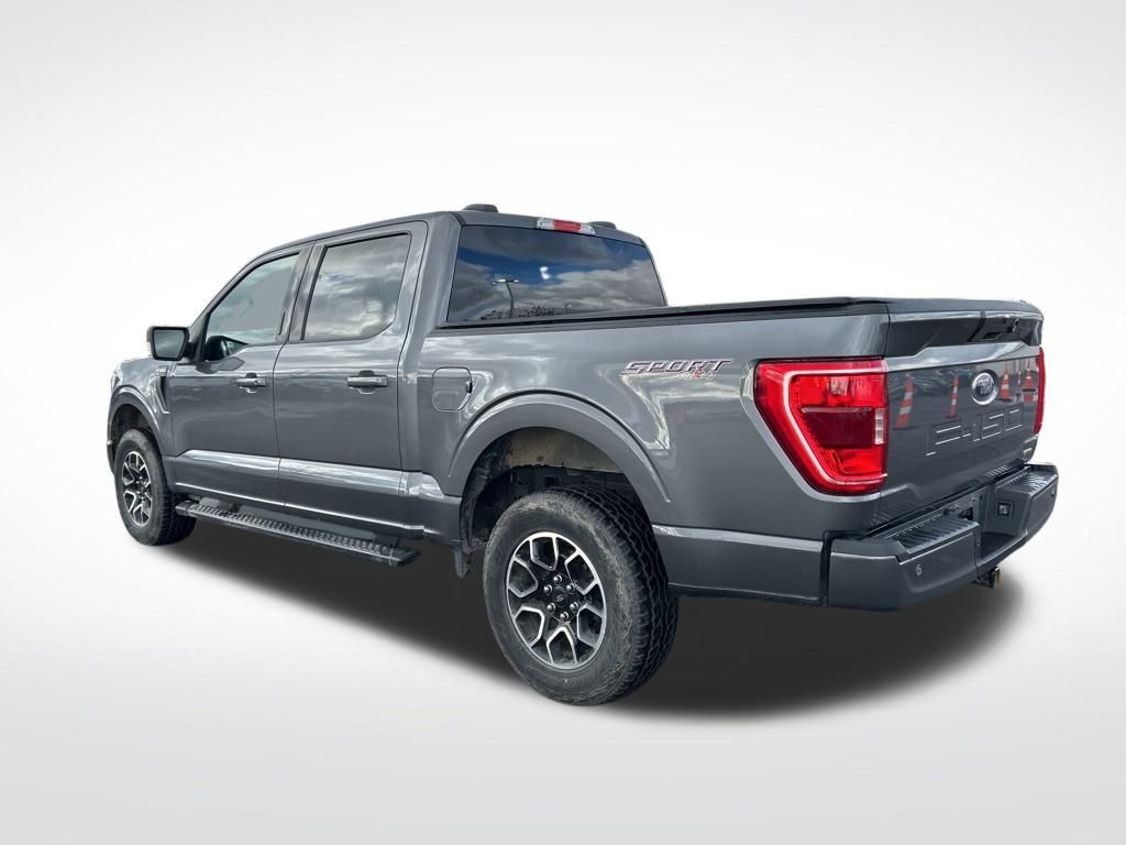 2021 Ford F-150 XLT photo 3