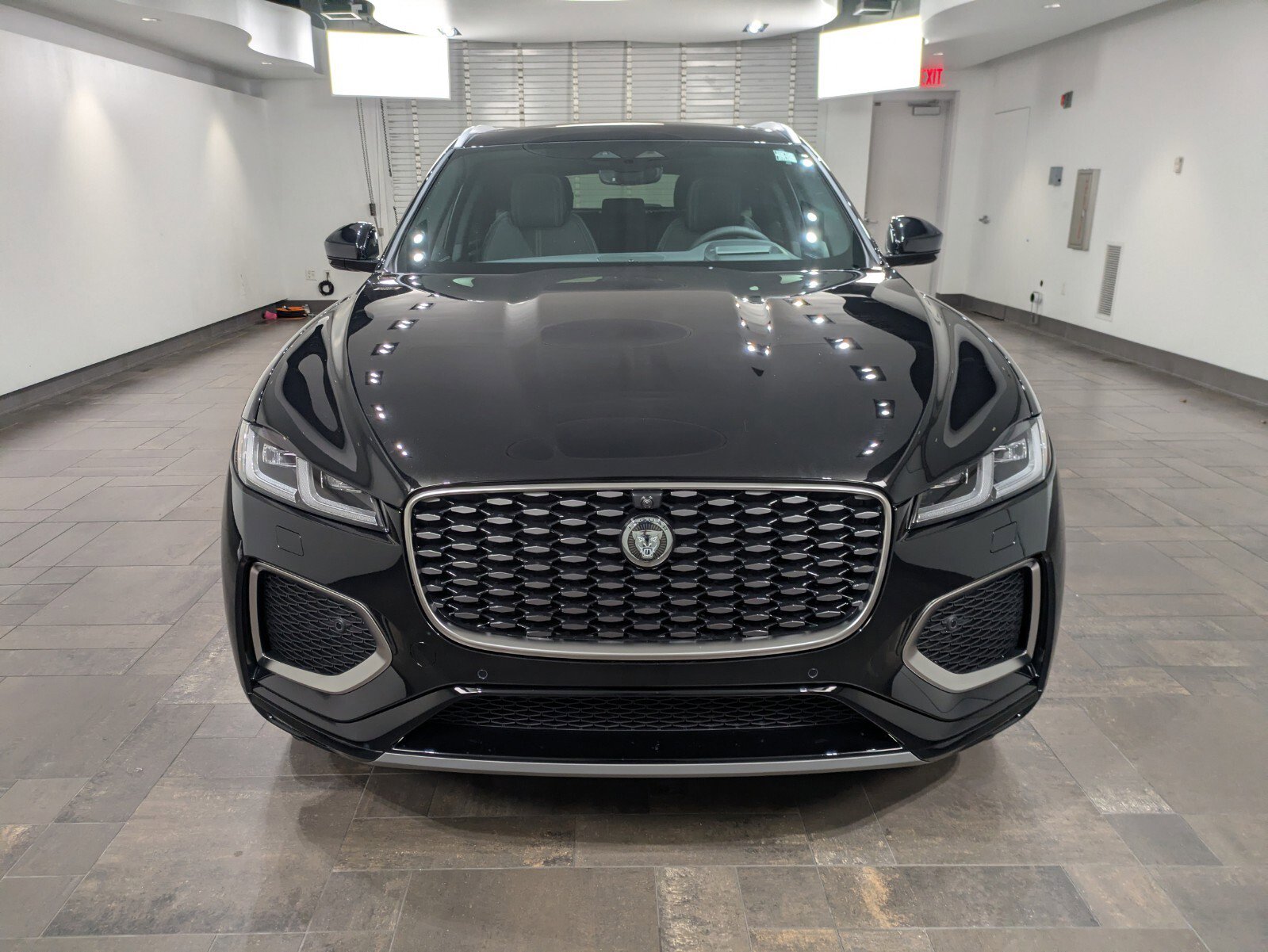 2026 Jaguar F-PACE P250 R-Dynamic S photo 2