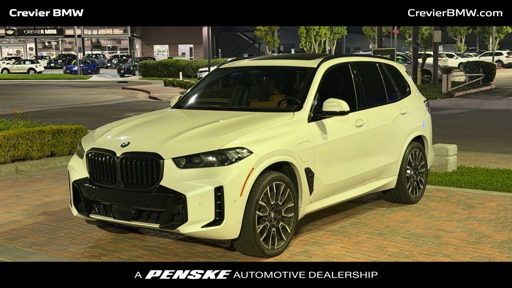 2025 BMW X5 50e's photo