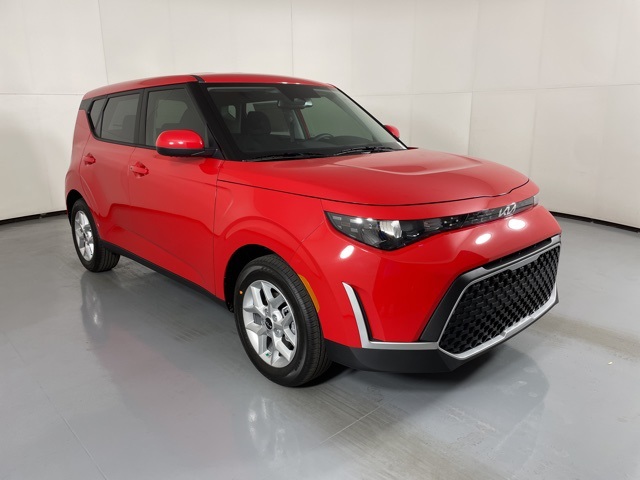 2025 Kia Soul S photo 2