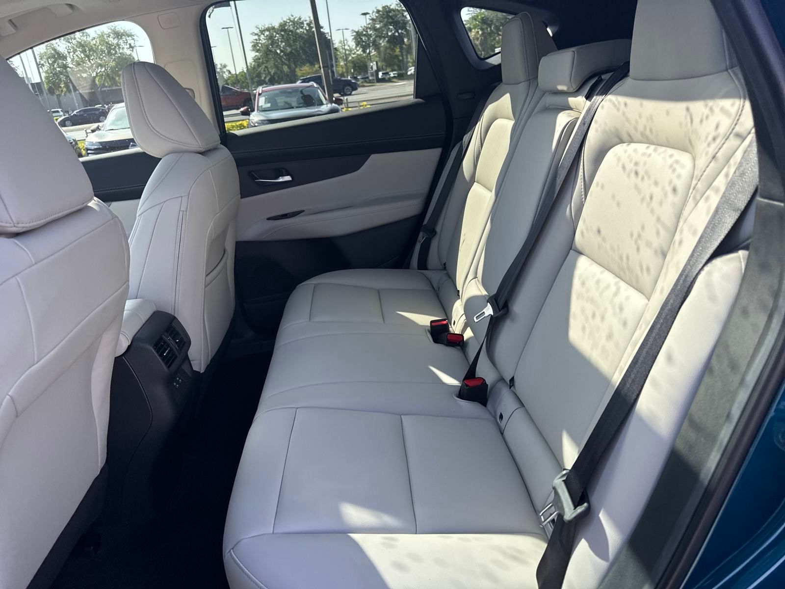 2025 Nissan Murano SL photo 28