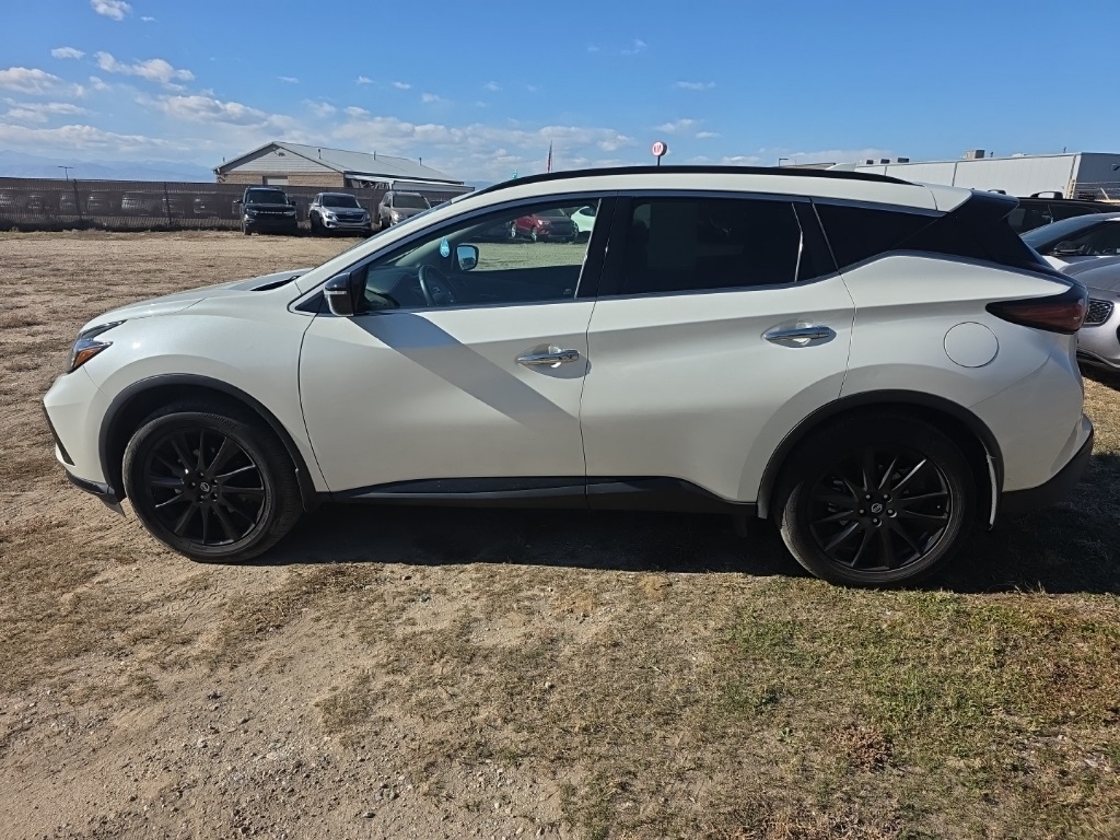 2022 Nissan Murano SV photo 2