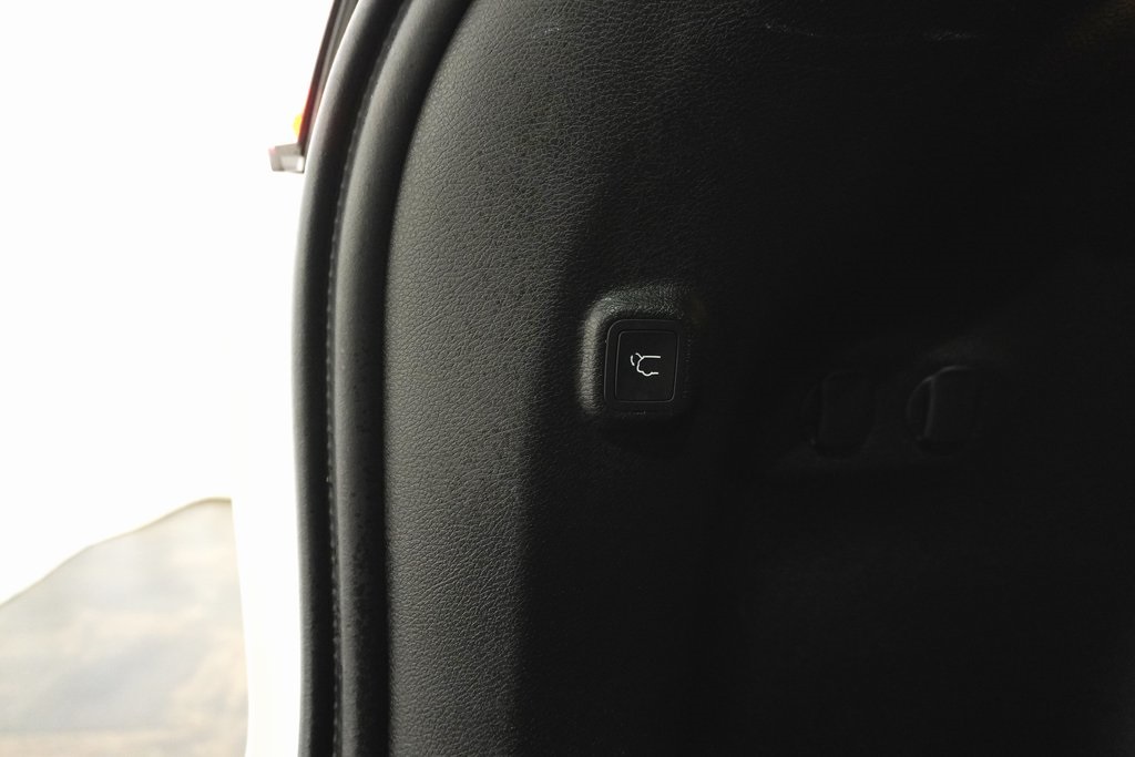 2019 Jeep Cherokee Limited photo 4