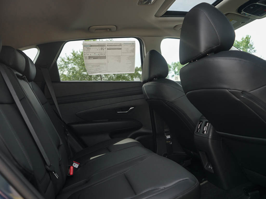 2025 Hyundai Tucson SEL Convenience photo 10