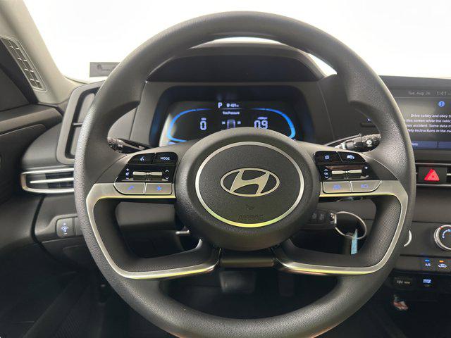 2025 Hyundai Elantra SE photo 10