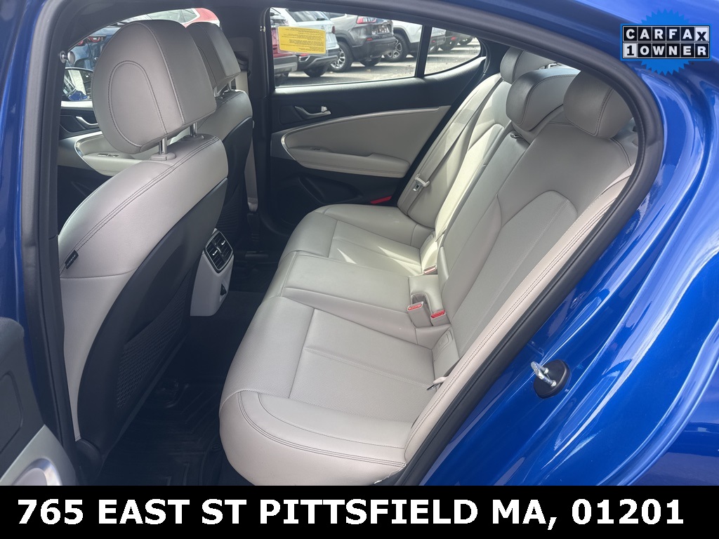 2022 Genesis G70 2.0T photo 13