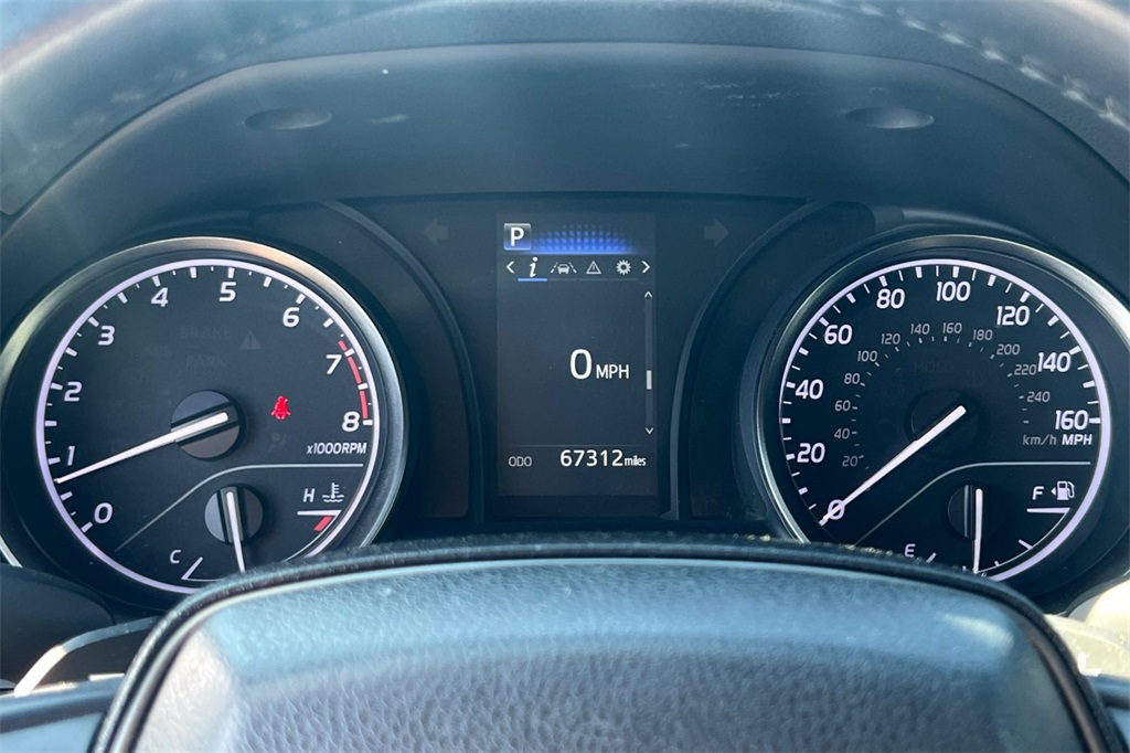 2022 Toyota Camry SE photo 29