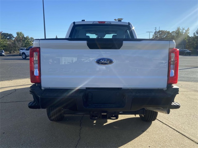 2026 Ford F-250 photo 3