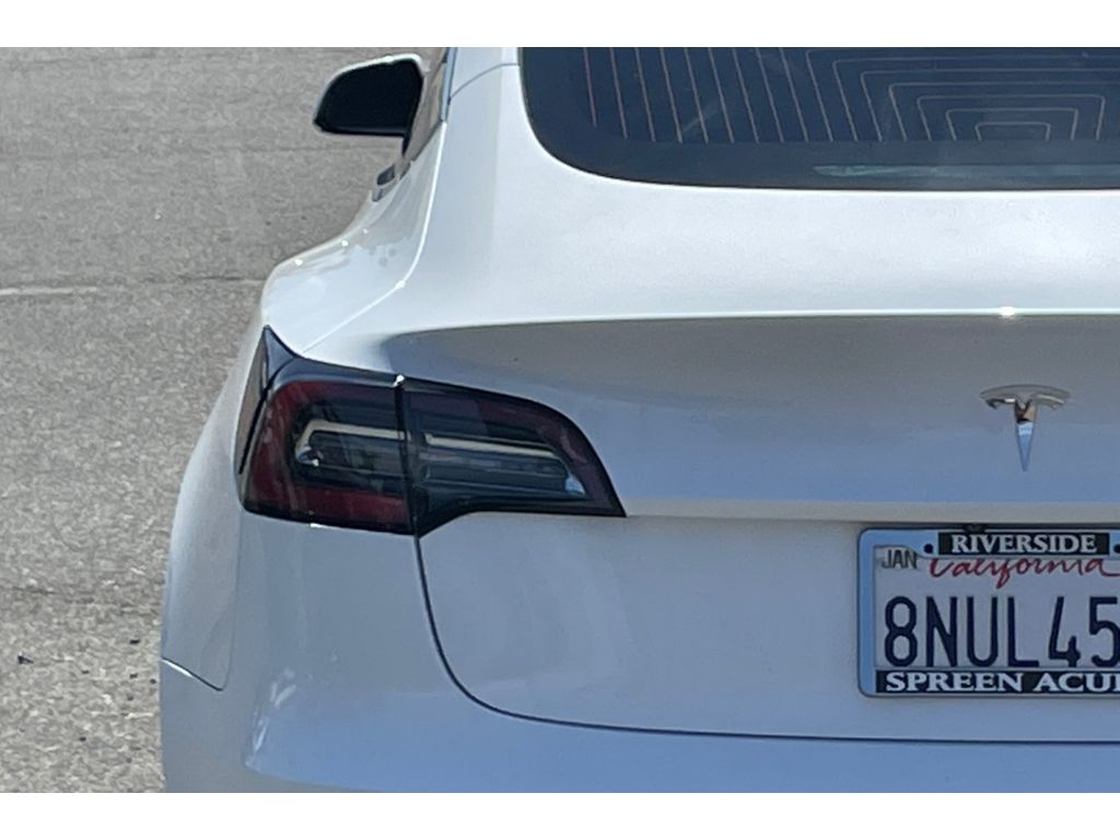2020 Tesla Model 3 Standard Range photo 33