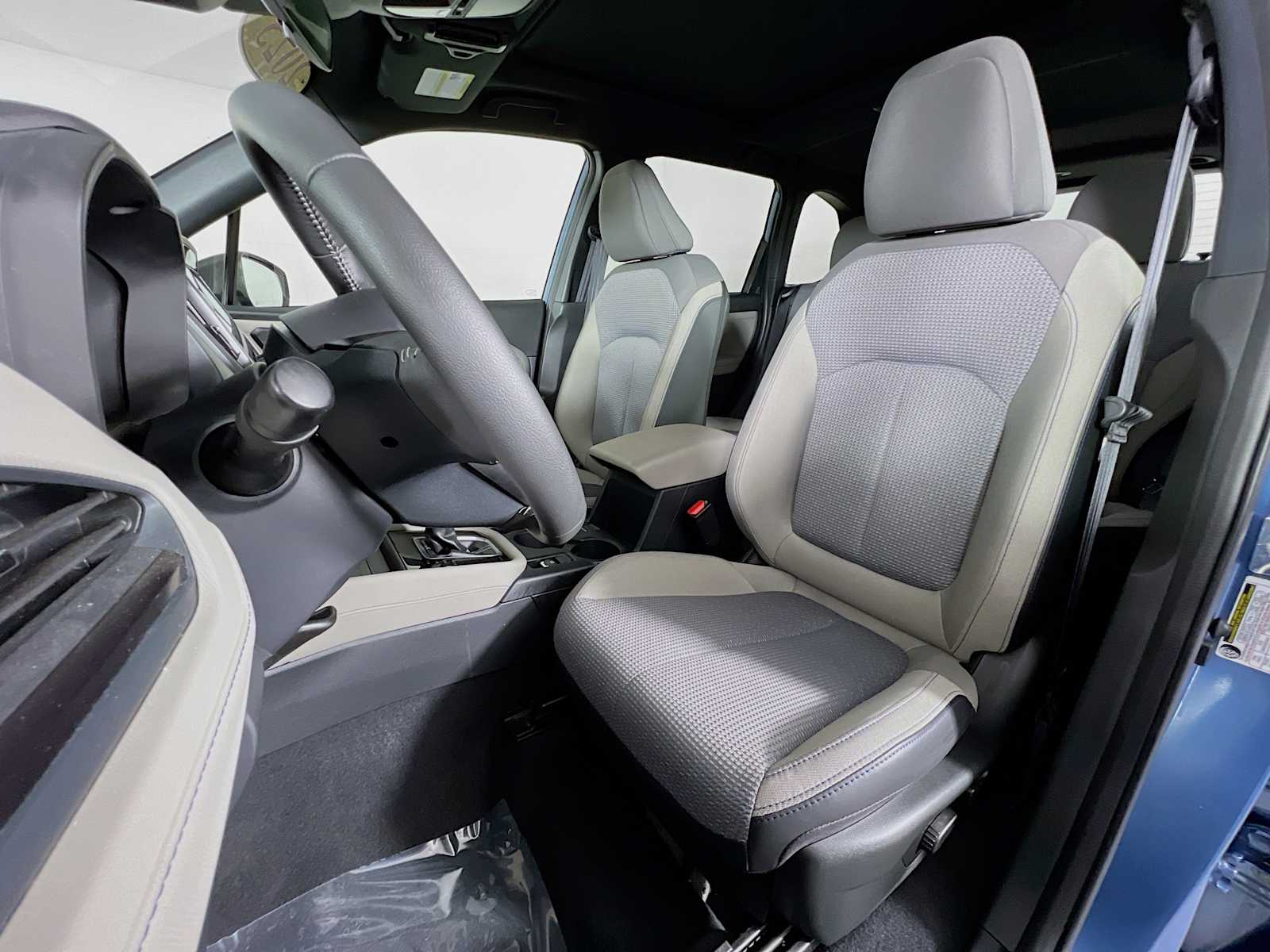 2025 Subaru Forester Premium Base photo 18