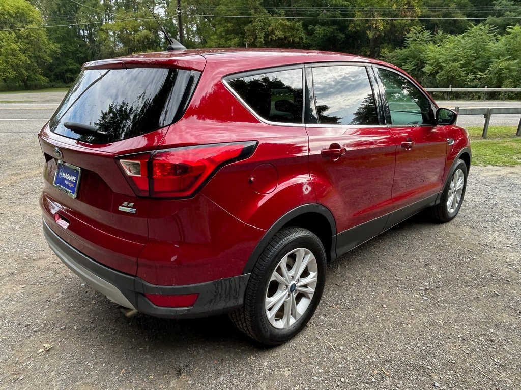2019 Ford Escape SE photo 5