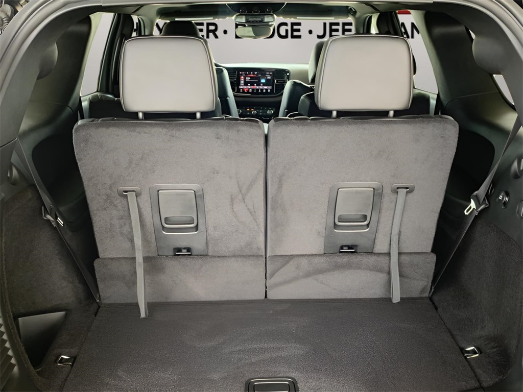 2025 Dodge Durango R/T Plus photo 20
