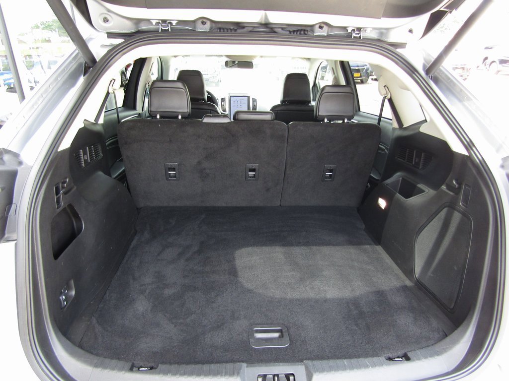 2024 Ford Edge Titanium photo 26