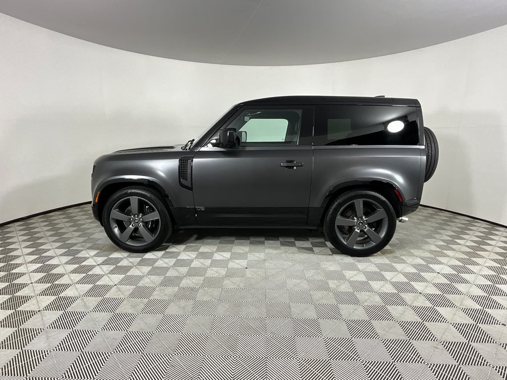 2024 Land Rover Defender 90 Carpathian Edition photo 2