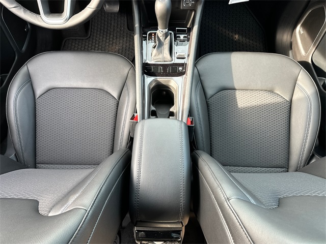 2025 Jeep Compass Latitude photo 16