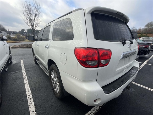 2014 Toyota Sequoia Platinum photo 3
