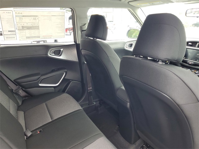 2025 Kia Soul LX photo 24