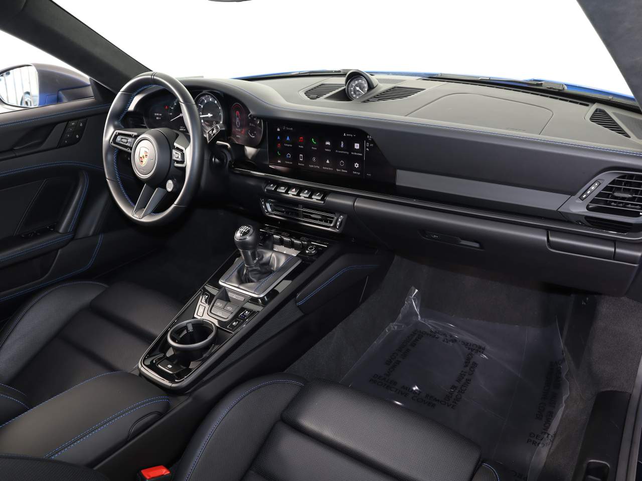 2024 Porsche 911 T photo 13