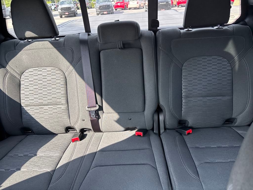 2025 Ram 1500 Big Horn photo 17