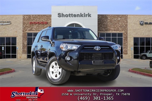 2023 Toyota 4Runner SR5's photo