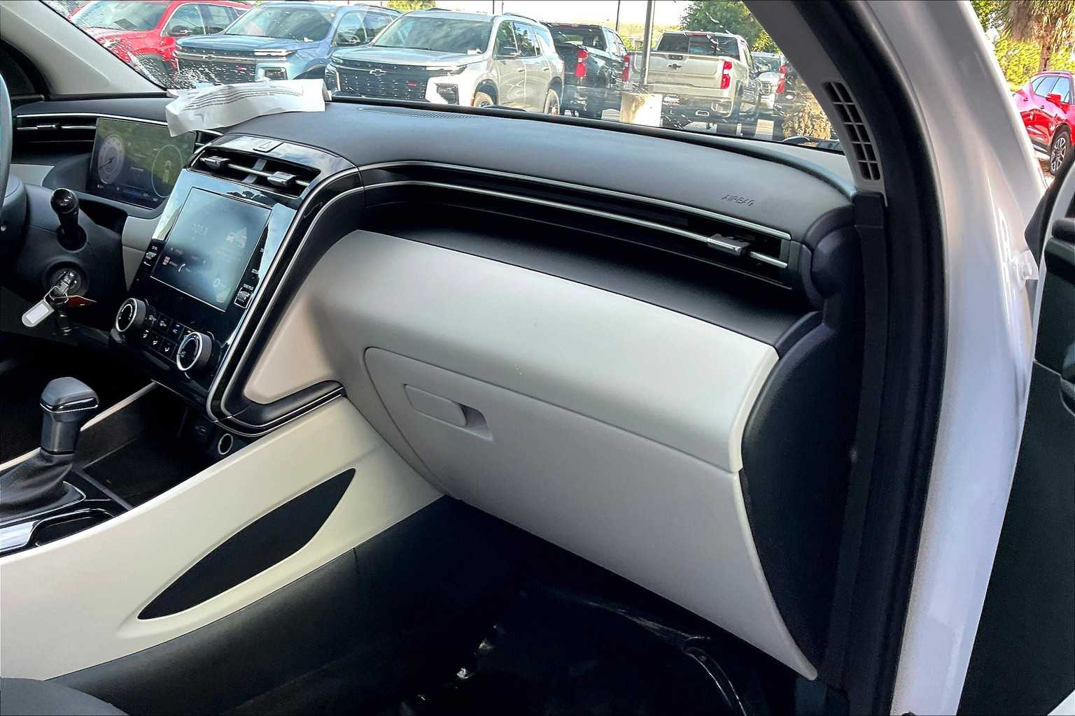 2024 Hyundai Tucson SE photo 14