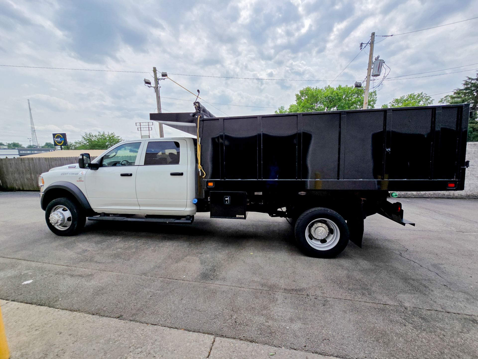 2023 Ram 5500 Tradesman photo 9