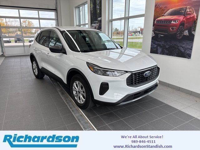 2023 Ford Escape Active's photo