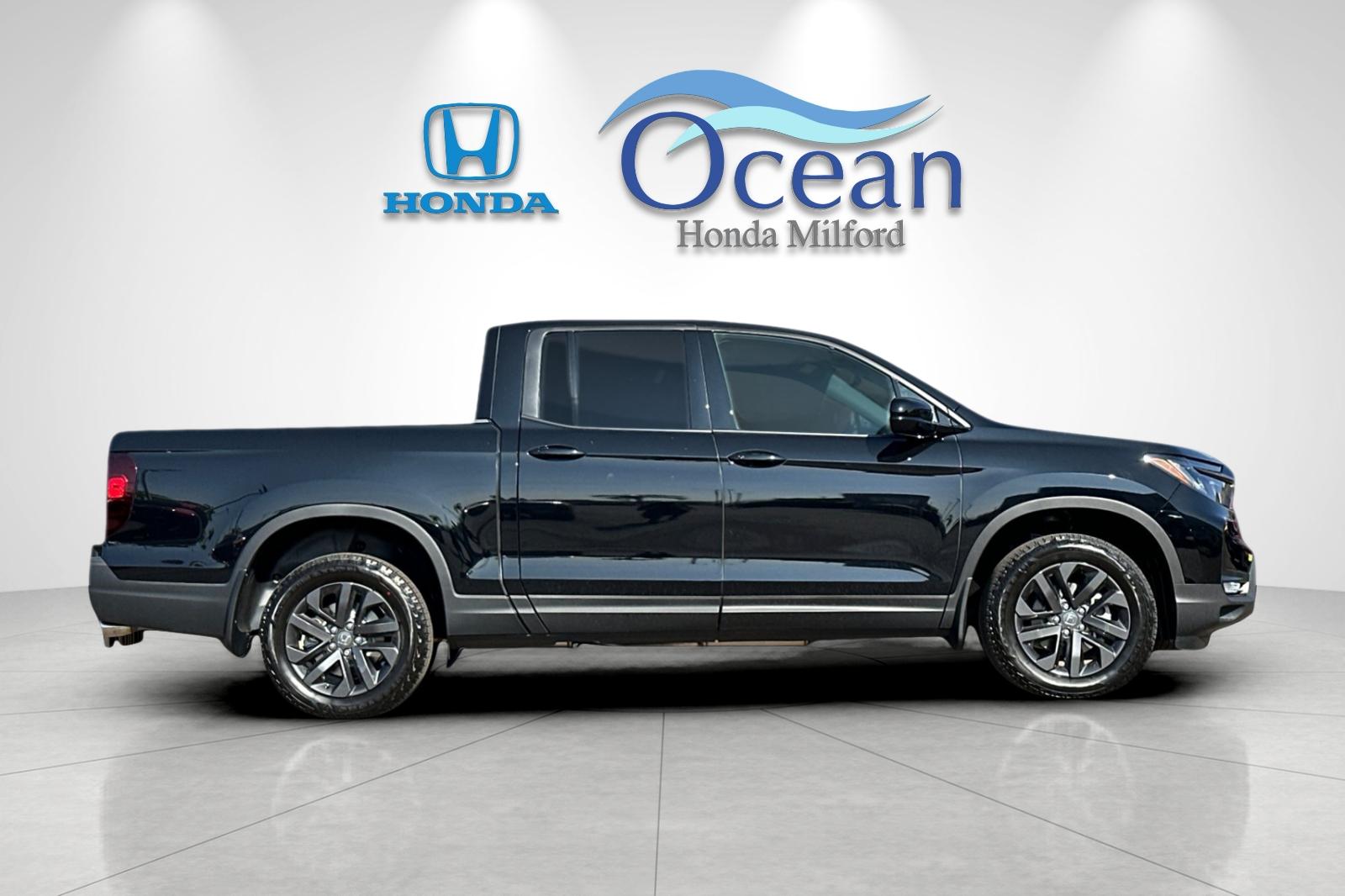 2025 Honda Ridgeline Sport photo 4