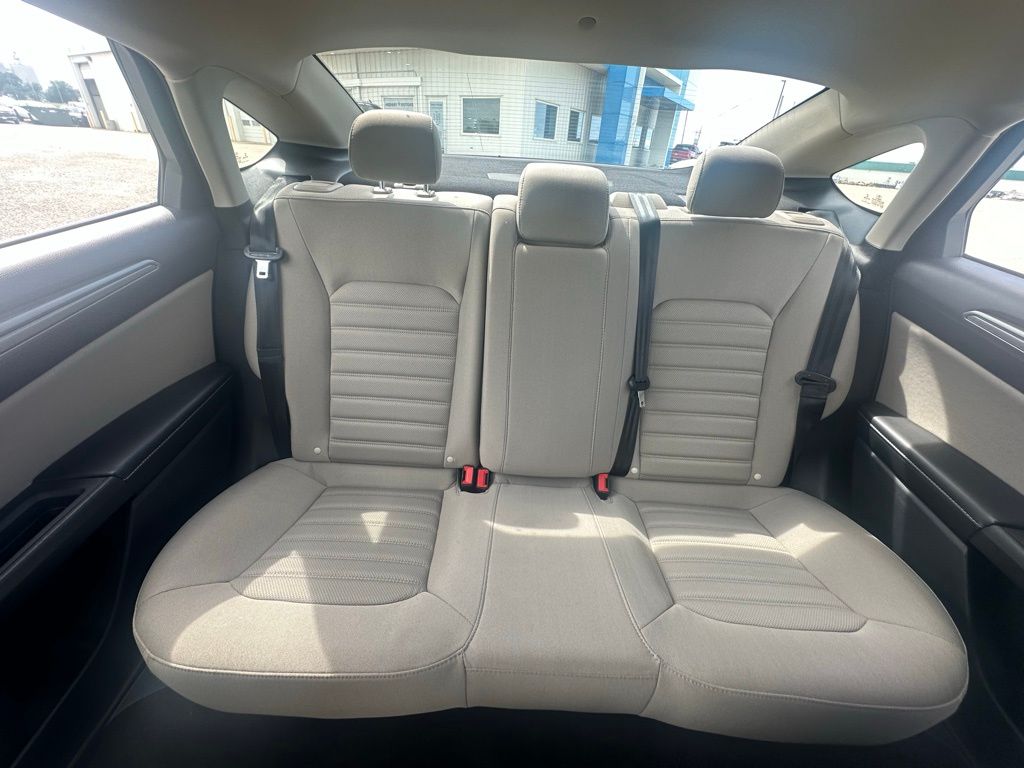 2018 Ford Fusion S Hybrid photo 22