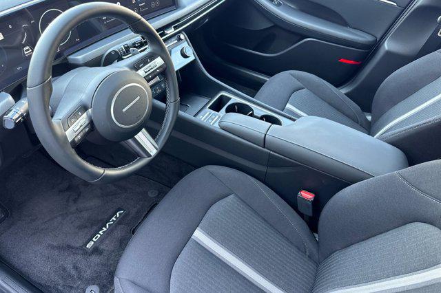 2025 Hyundai Sonata SEL Convenience photo 10